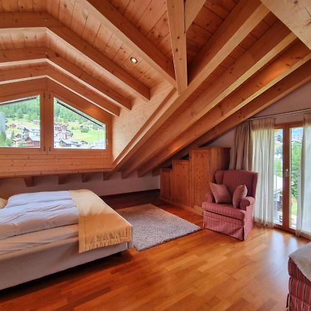 Chalet Haus Perla サース フェー エクステリア 写真