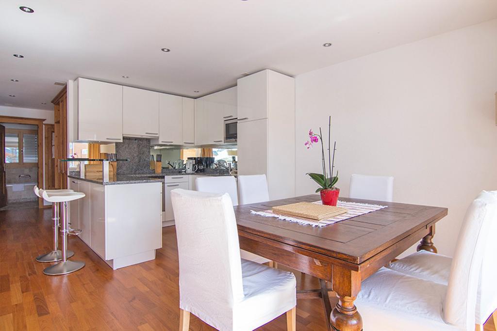Chalet Haus Perla サース フェー 部屋 写真