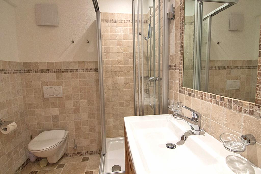 Chalet Haus Perla サース フェー 部屋 写真